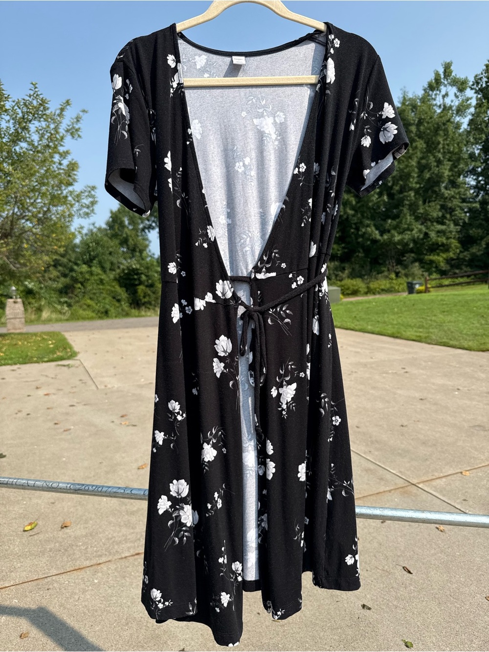 Old Navy Black and White Floral Mini Wrap Dress